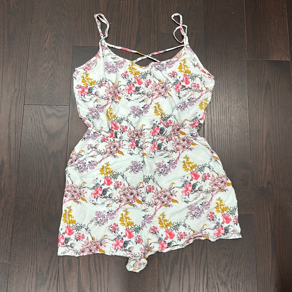 H&M Floral Romper Women’s Size 8
